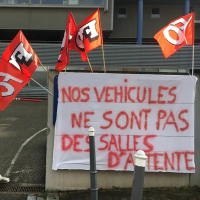 manif pompiers Strasbourg entrée urgences NHC